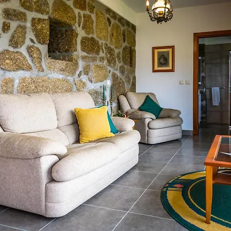 Fraga Douro House, Douro Valley * Resende